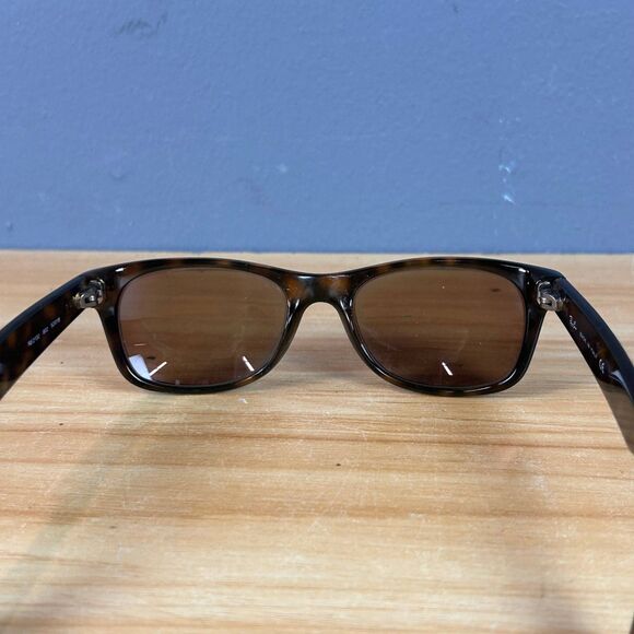 Ray-Ban RB2132 902 Tortoise Acetate New Wayfarer Sunglasses 52-18 Frame Only - Picture 7 of 7